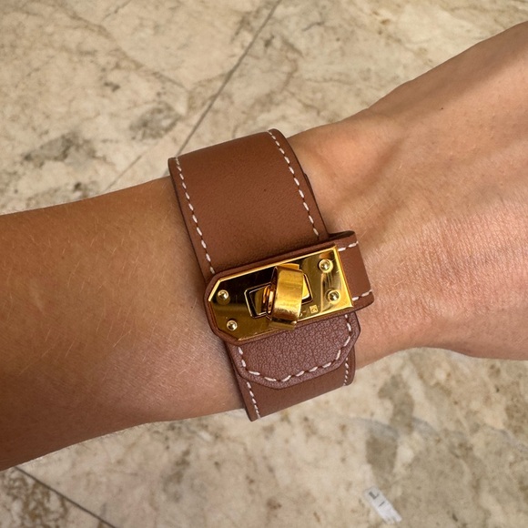 Hermes Brown Leather Bracelet with Gold Clasp - Picture 3 of 7